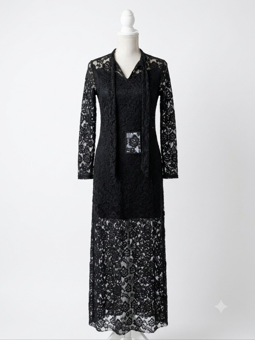 NWT ALOHAS Tiban Black Lace Maxi Dress Gown Size S